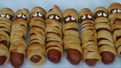 How to Make Halloween Hot Dog Mummies