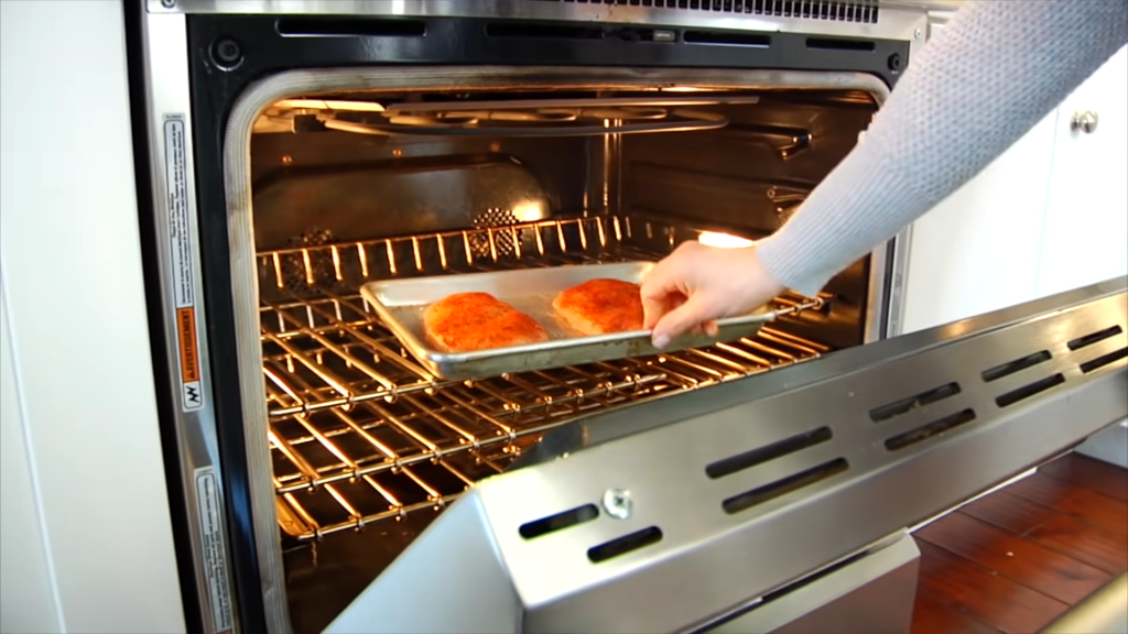 How to Make a Baked Chicken Breast
