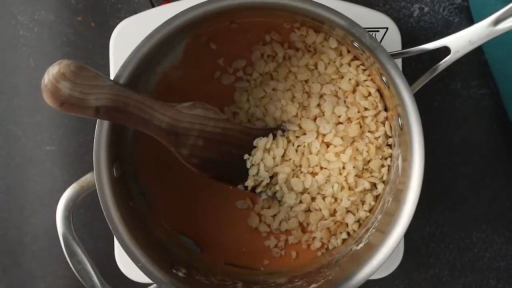 How to Make Rice Krispie Treats Halloween