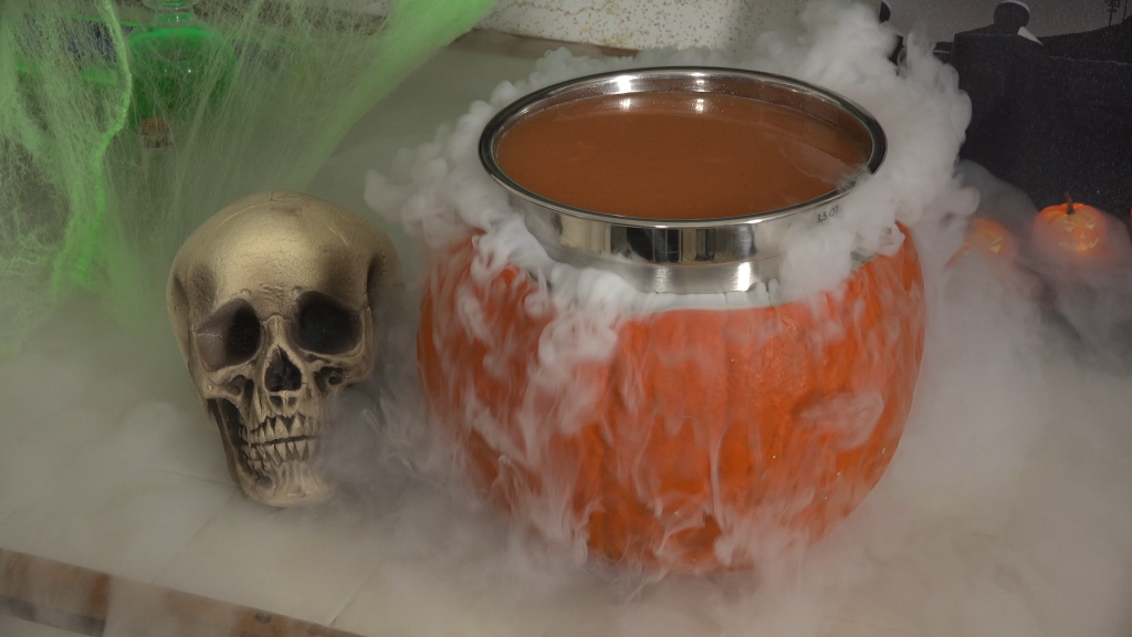 How to Make Halloween Adult Drinks Punch