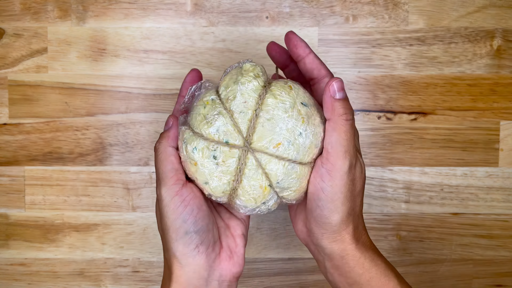 How to Make Pumpkin Shaped Cheeseball