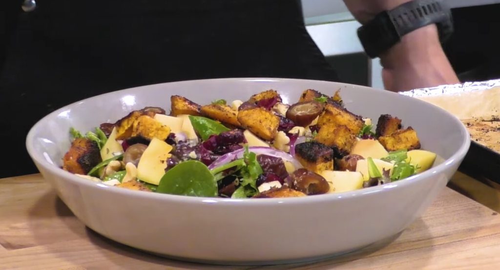 How to Make Easy Thanksgiving Salad