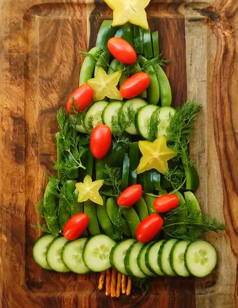 Como fazer uma bandeja de vegetais de Natal