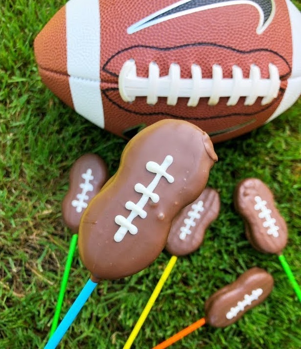 Easy Football Themed Dessert