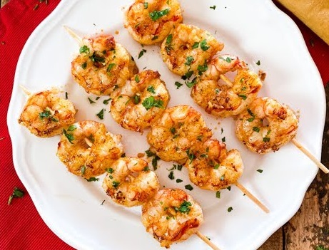 Christmas Holiday Appetizers: Tuna Salad with Crackers and Spicy Shrimp Skewers