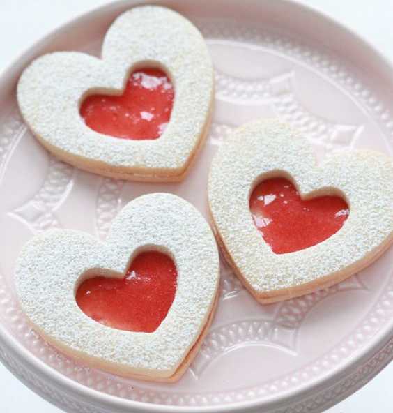 17 Valentine&#8217;s Day Baking Ideas