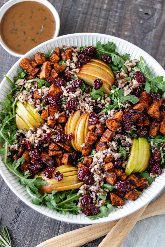 10 Easy Thanksgiving Salads Ideas