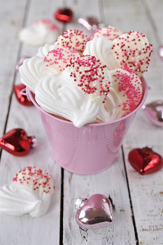 17 Valentine&#8217;s Day Baking Ideas