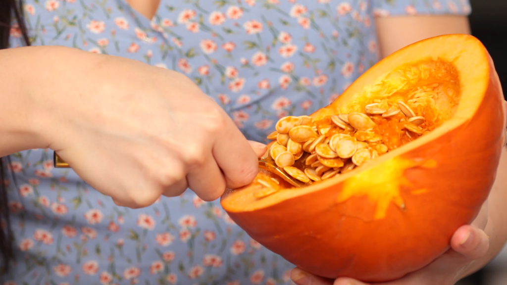 Easy Homemade Pumpkin Puree