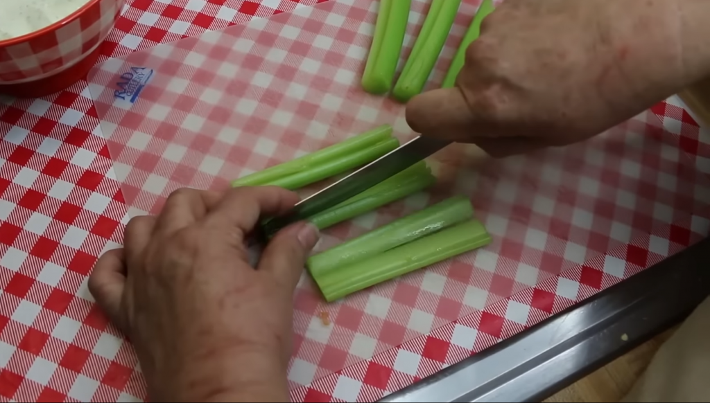 How To Make Christmas Vegetable Tray