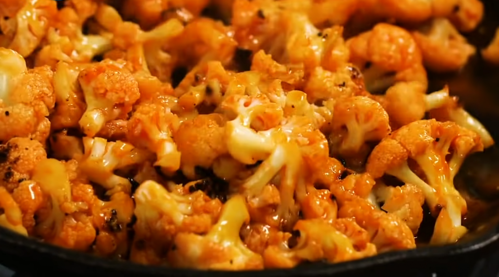 Sunday Football Food: Buffalo Cauliflower Dip