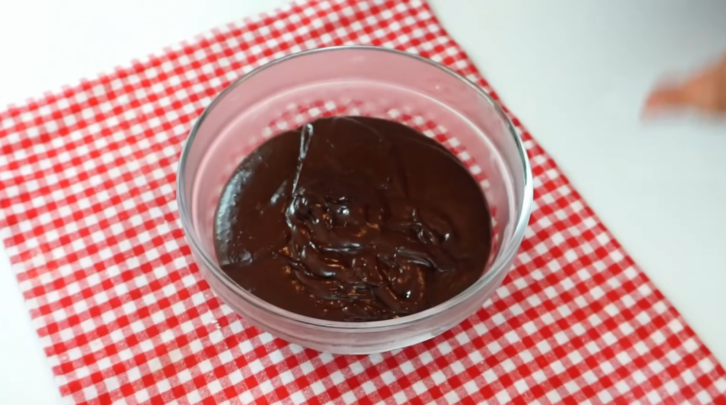 Fudgy Chocolate Crinkle Cookies Recipe