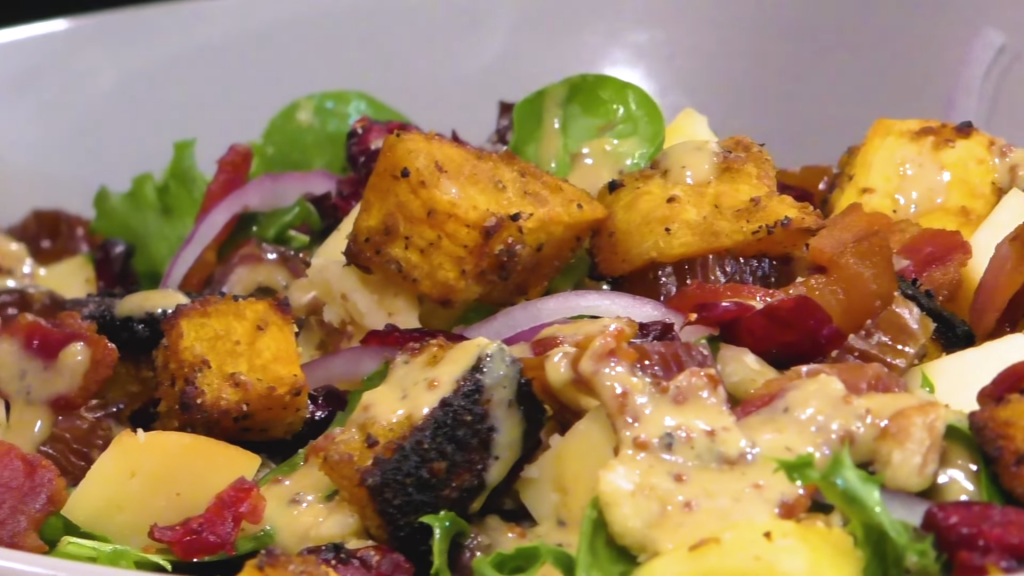 How to Make Easy Thanksgiving Salad