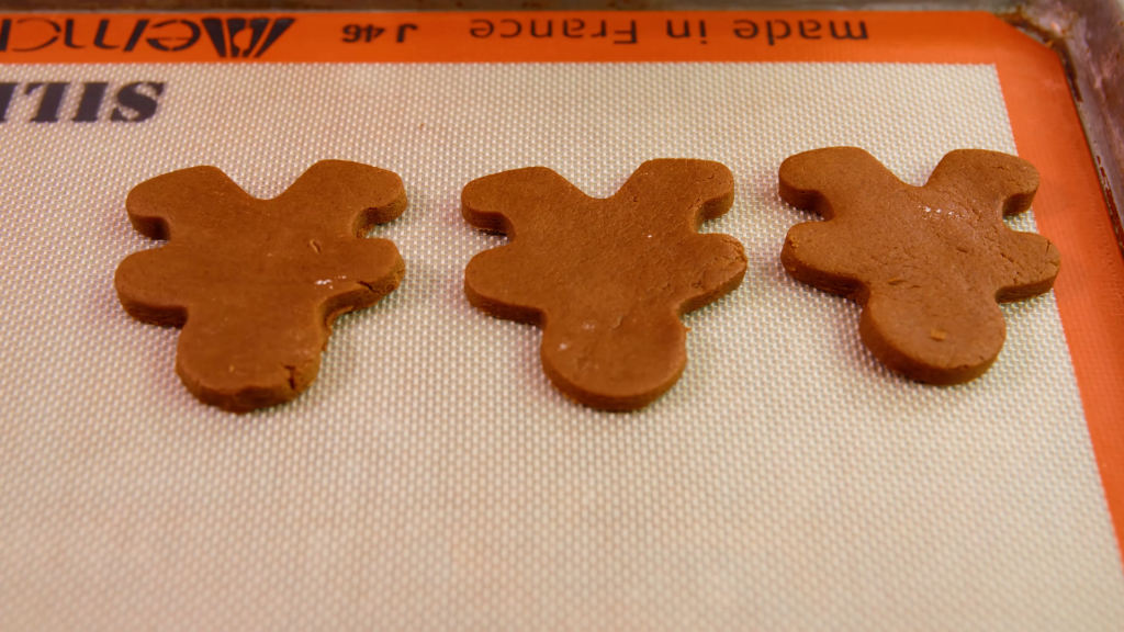 How to Make Gingerbread Cookies