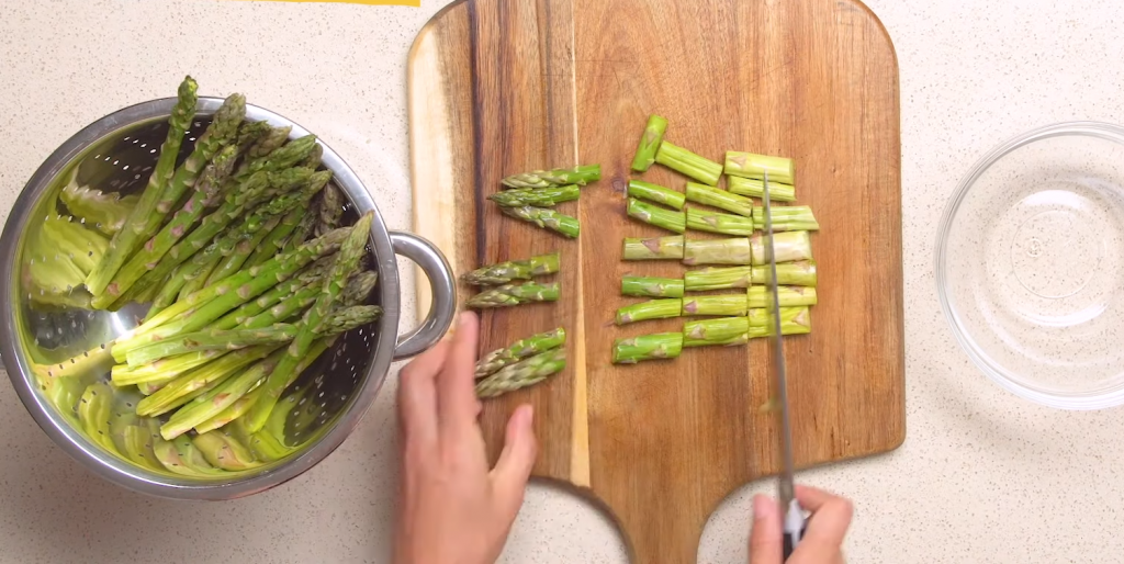 Easy Spring Dinner: Asparagus Soup