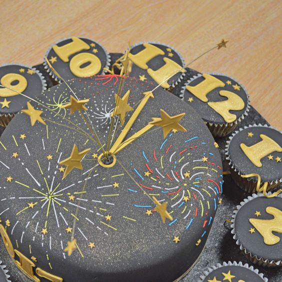 16 New Years Cake Ideas to Sweeten Your Celebration