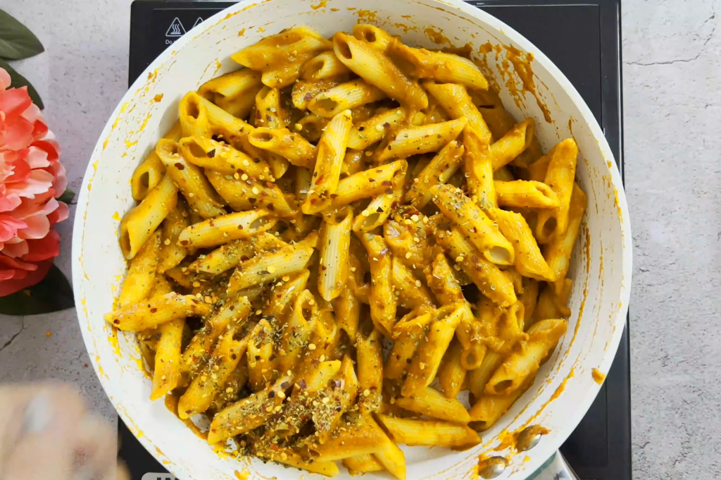 Valentine&#8217;s Day Food: Pasta in Roasted Tomato Sauce