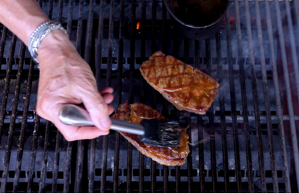 Summer Dinner Recipes: Steak with Grilled Corn Salad