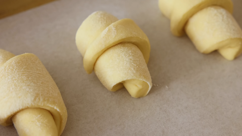 Easy Recipe Christmas Crescent Rolls