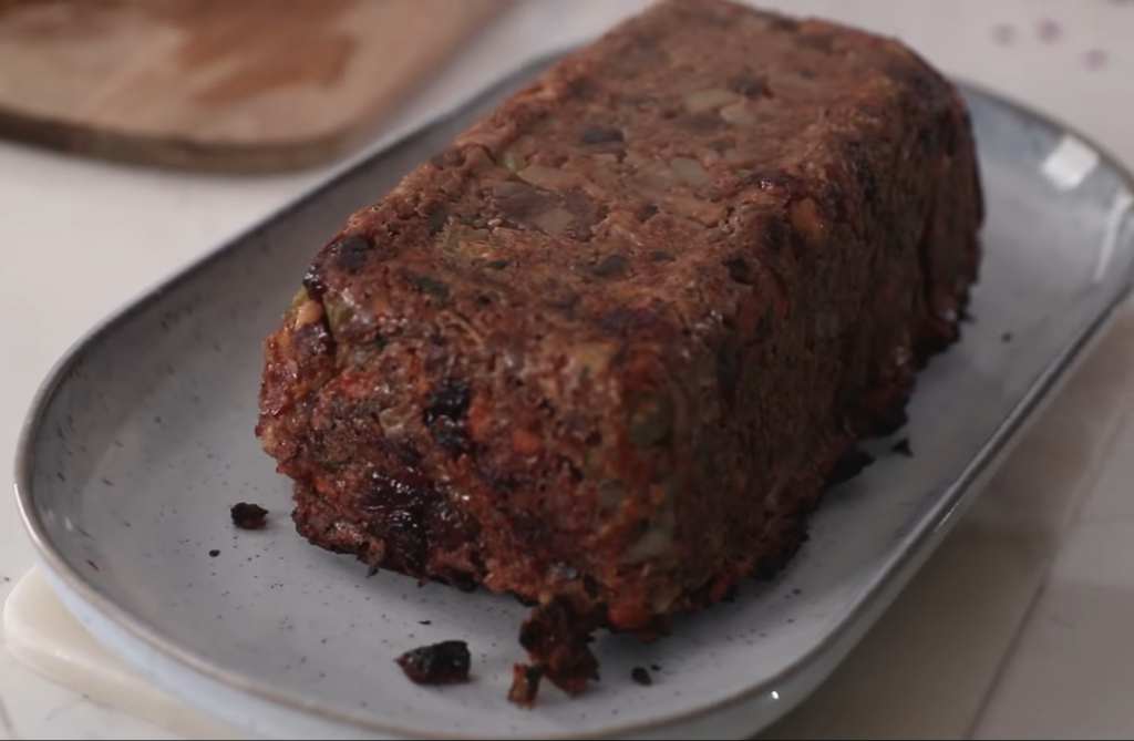 Vegan Christmas Recipes: Easy Nut Roast