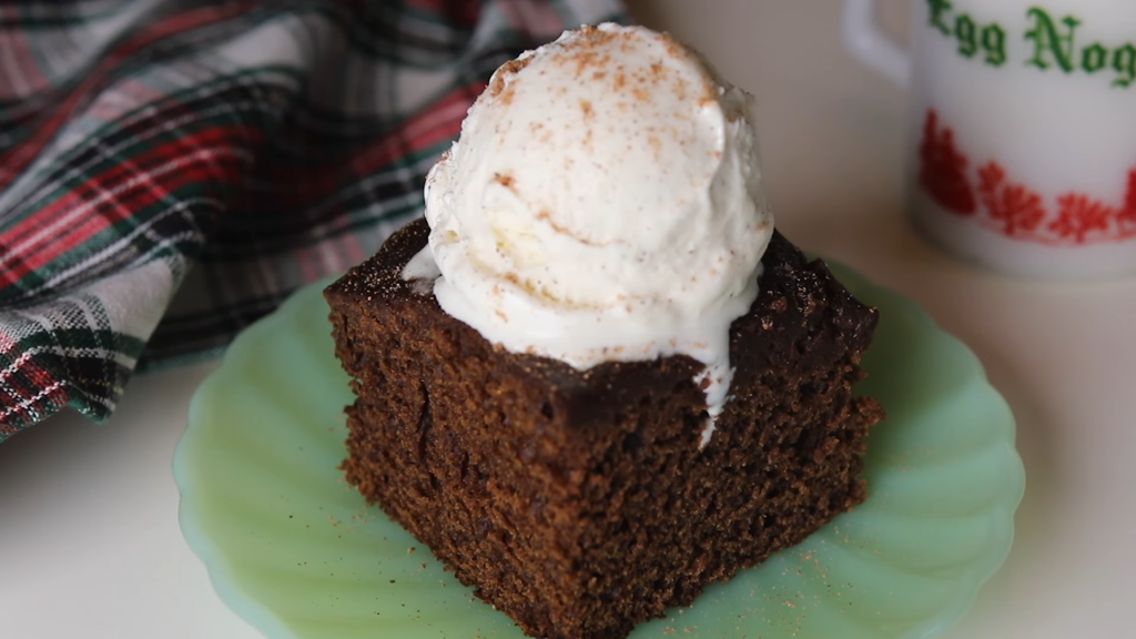 Slow Cooker Christmas Recipes: Gingerbread Cake