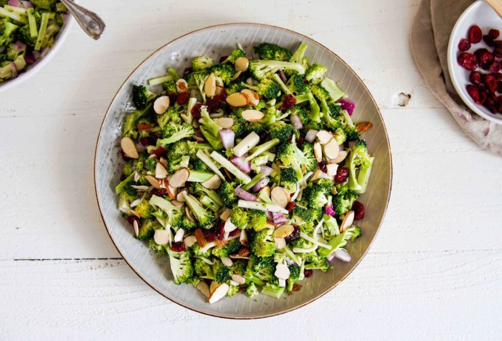 19 Delicious Salad and Dressings Recipes to Elevate Your Meals in 2024