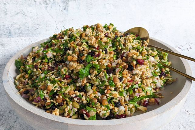 19 Mediterranean Salad Recipes for 2024
